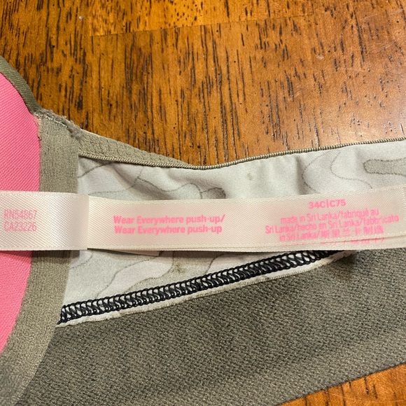 Camo bra by Pink by VS, front clasp. 34C underwire. Wear every push-up - Picture 12 of 13